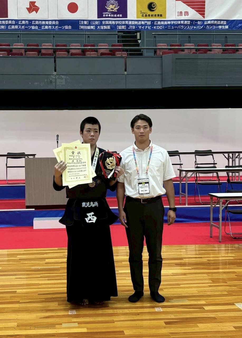 第三位入賞の、西選手と牧枝監督